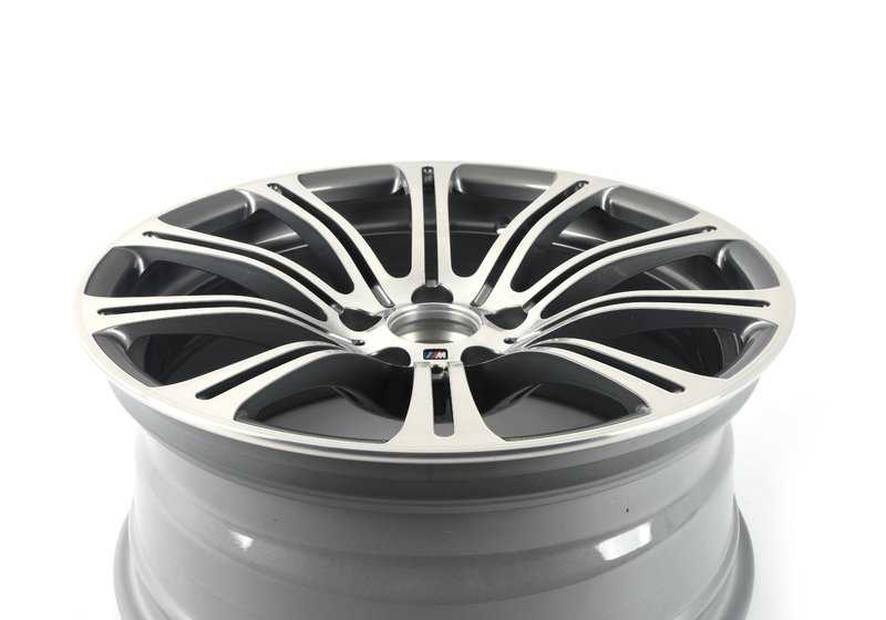 Llanta original BMW 19" M Doble Radio 220 plateada OEM 36112283555 para BMW E90, E92, E93 M3. Delantera 8,5x19 ET29. Compatible con sensores RDC. Original BMW.
