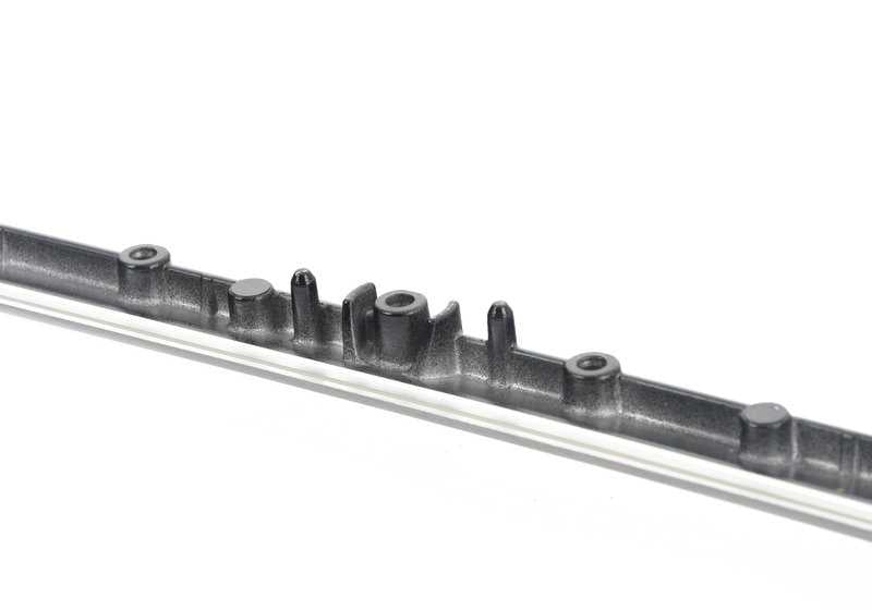 Embellecedor aluminio consola central OEM 51167053112 para BMW Z4 E85, E86. Acabado original en aluminio. Original BMW.
