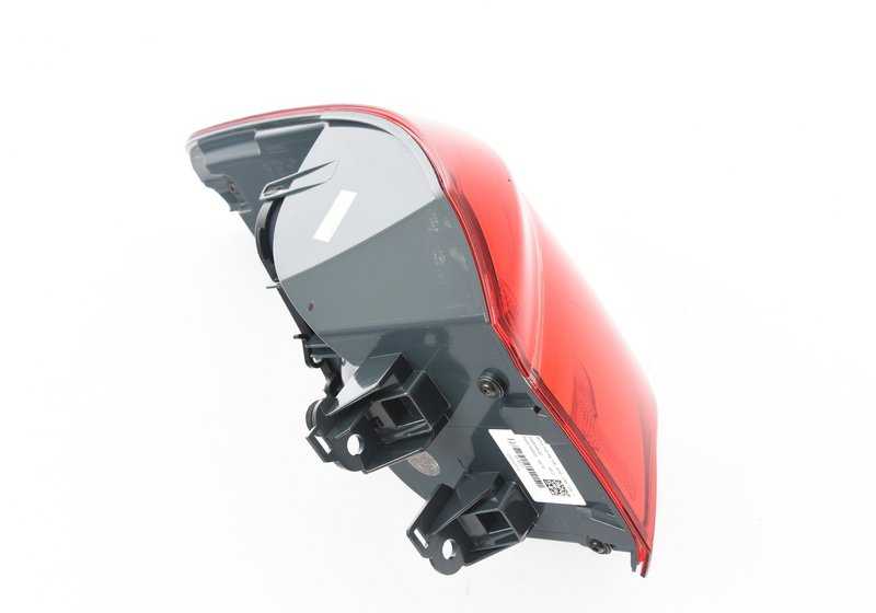 Pilote arrière du panneau latéral droit pour BMW F48 (OEM 63217488544). BMW d'origine