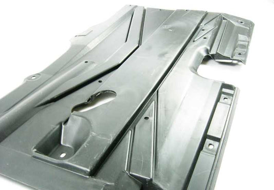 Tampa externa esquerda OEM 51718176757 para BMW Série 5 E39 520i (1996-2003). BMW genuíno.
