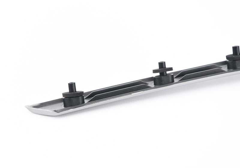 Moldura decorativa de aluminio puerta trasera derecha OEM 51428044820 para BMW E60, E60N, E61, E61N. Original BMW.