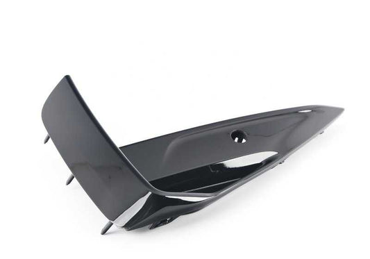 Embellecedor guía de aire izquierdo OEM 51118083307 para BMW F97, F98. Original BMW.