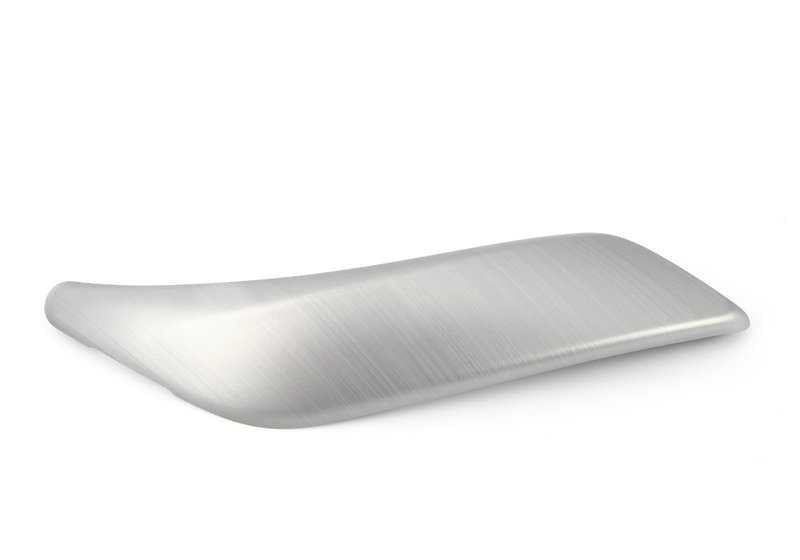 Embellecedor tirador puerta aluminio cepillado izq. OEM 51417240417 para BMW F20, F20N, F21, F21N, F22, F22N, F23, F23N. Pieza original BMW.
