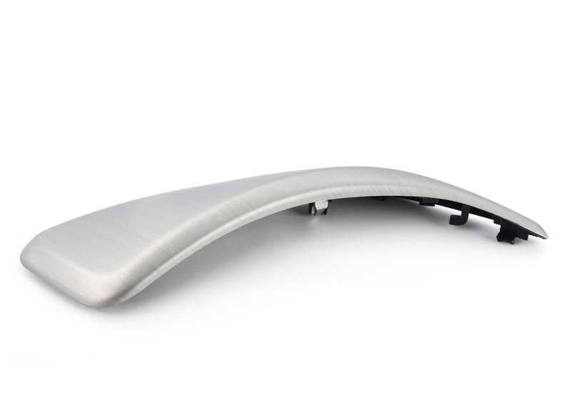 Embellecedor tirador puerta aluminio cepillado izq. OEM 51417240417 para BMW F20, F20N, F21, F21N, F22, F22N, F23, F23N. Pieza original BMW.
