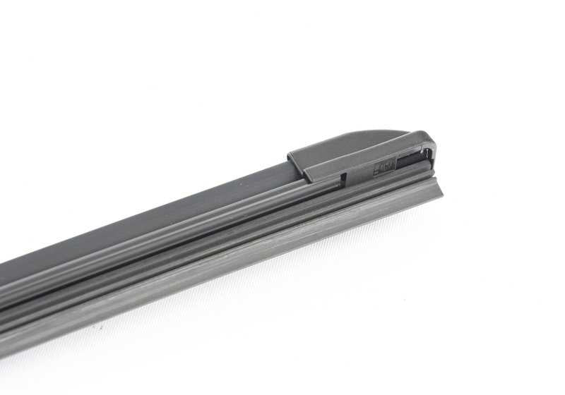 Juego de limpiaparabrisas delanteros OEM 61615A27D68 para BMW X1 F48, F48N, F49, F49N. Visibilidad perfecta incluso a alta velocidad y con mal tiempo. Original BMW.