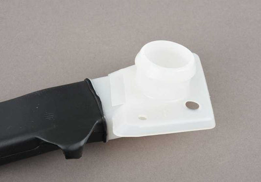 Parte superior do canal de enchimento para BMW Série 7 E38 (OEM 61668352901). BMW original