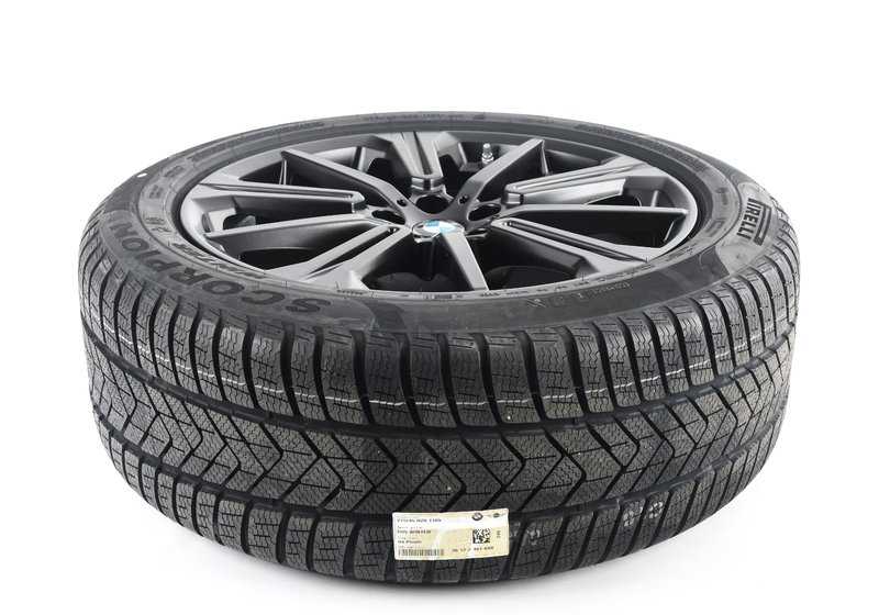 Juego de ruedas de invierno completas M Performance radios estrella 748M OEM 36112462595 para BMW G05, G06. Original BMW.