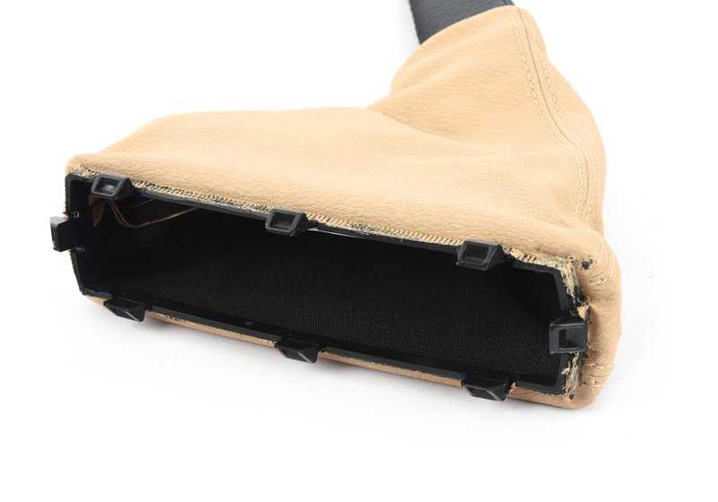 Cubierta de palanca de freno de mano Sandbeige OEM 34423424442 para BMW X3 E83, X3 E83 LCI. Original BMW.