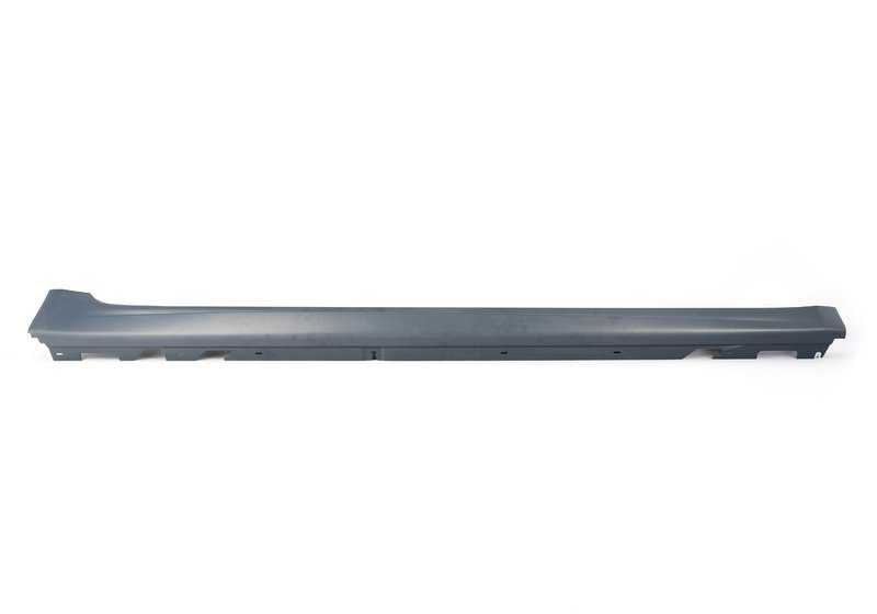 Cubierta lateral de estribo derecha imprimada OEM 51778073134 para BMW F90 (M5, M5 CS) y G30 (518d). Original BMW.