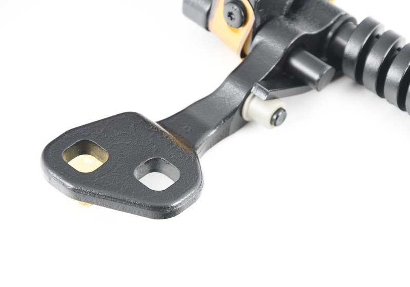 Bisagra de tapa de portamaletas derecha OEM 41627054050 para BMW Serie 3 E91, E91 LCI. Original BMW.