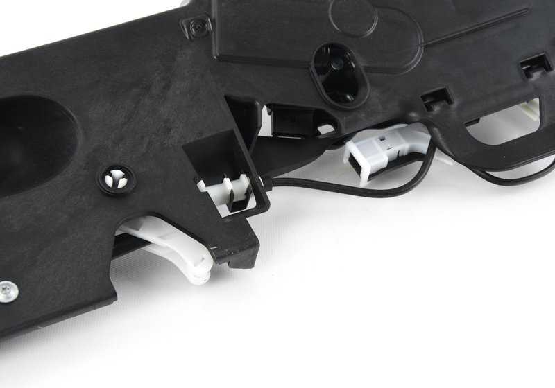 Bloqueio da porta traseira para BMW Z4 E89 (OEM 51247354924). BMW original
