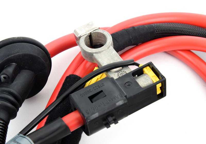 Cable positivo de batería OEM 61107893586 para BMW Z3 E36 (modelos M3.2 CN91, CN92, CN93). Original BMW.