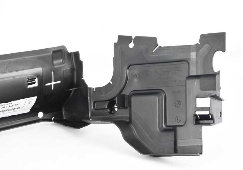 Guía de aire inferior del radiador OEM 51747359797 para BMW G11, G12. Original BMW.