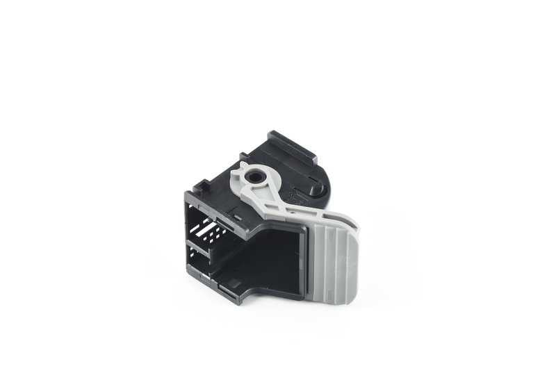 Tapa protectora conector OEM 63117386753 para BMW F30 316d, 316i, 318d (todos los modelos compatibles del 07/2015 al 10/2018). Recambio original BMW.