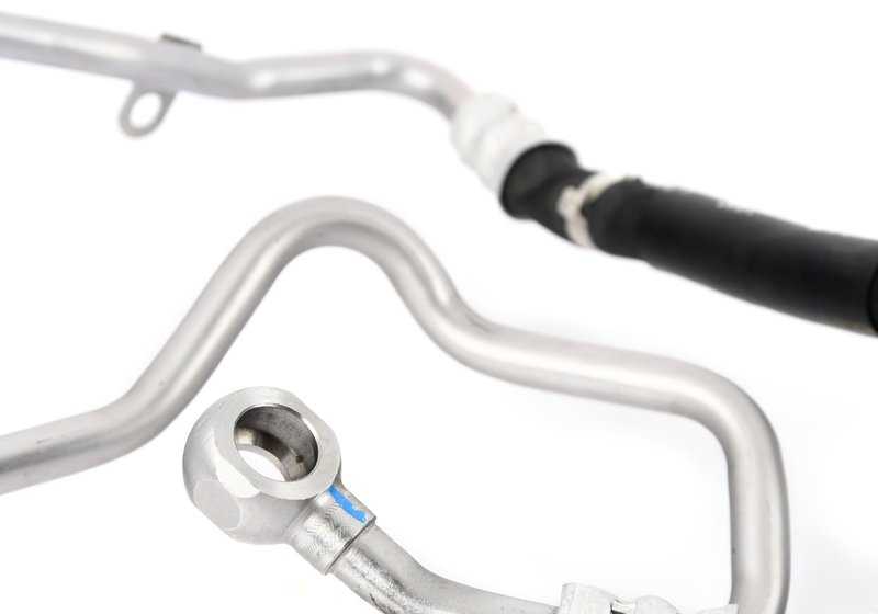 Tubo de retorno OEM 32416783848 para BMW X5 E70 3.0SI (Produção 2007-2010). Substituição original da BMW, parte do sistema de direção hidráulica.