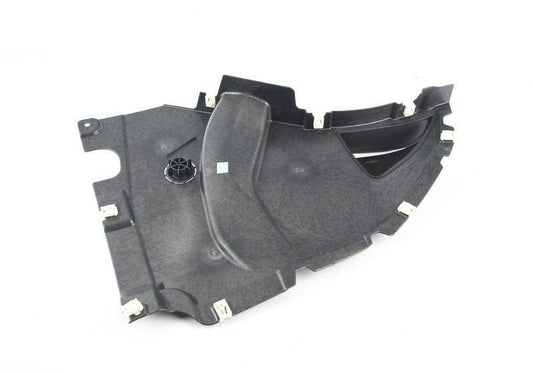 Cubierta paso de rueda inferior izquierda OEM 51718090247 para BMW X7 G07 (xDrive30d, xDrive40d, xDrive40i). Compatible con modelos producidos entre 12/2018 y 07/2022. Pieza original BMW.