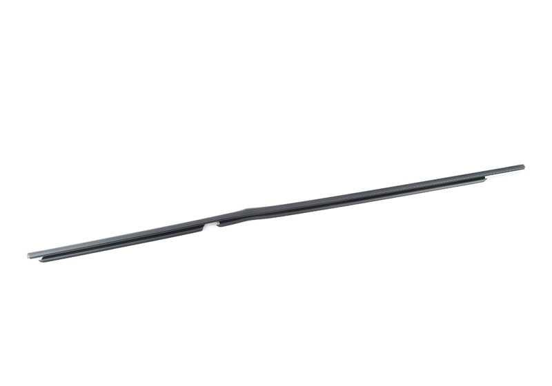 Sellado exterior de puerta trasera izquierda OEM 51357258291 para BMW F31. Original BMW.