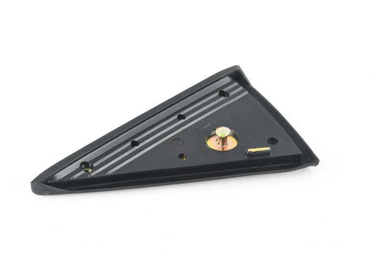 Embellecedor lateral izquierdo OEM 51321917315 para BMW E23. Original BMW.