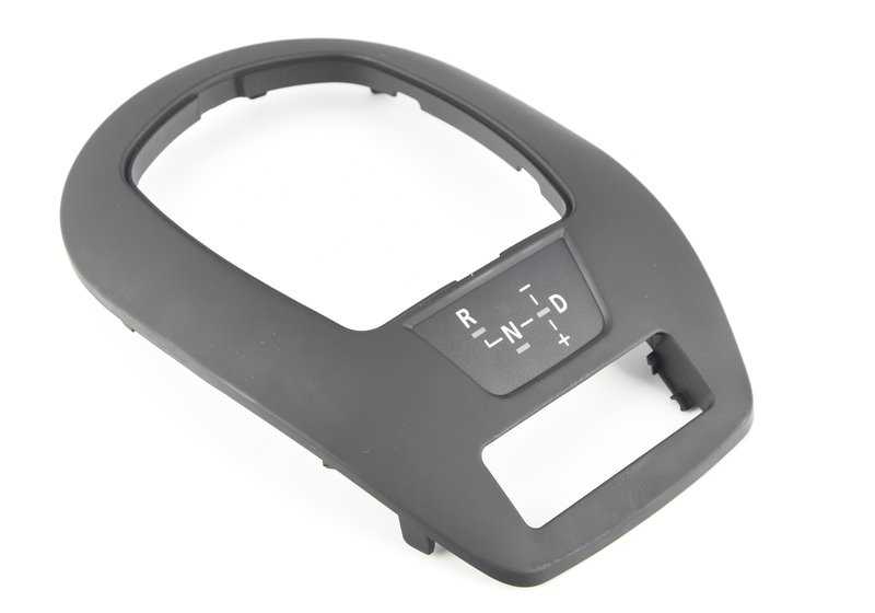 Embellecedor interior puerta OEM 51167158479 para BMW E81, E87. Original BMW.