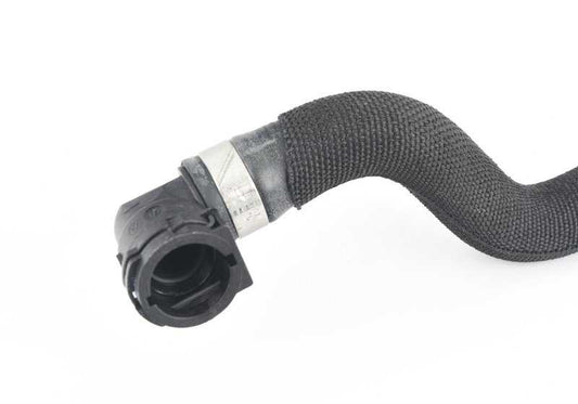 Tubo del vaso de expansión OEM 17128602602 para BMW G30, G31, G32, G11, G12. Compatible con versiones 520i con motor B48M y B46O. Original BMW.