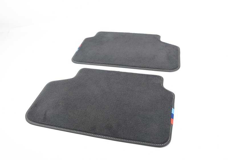 Alfombrillas M Performance OEM 51472465744 para BMW G30, G30N, G31, G31N, F90. Juego completo de alfombrillas originales BMW, diseño deportivo con logotipo M Performance, ajuste perfecto y materiales de alta calidad.