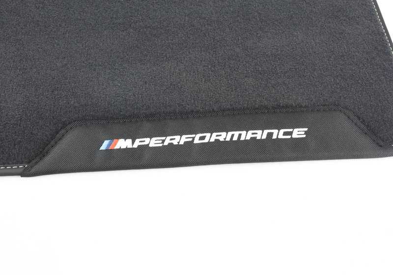 Alfombrillas M Performance OEM 51472465744 para BMW G30, G30N, G31, G31N, F90. Juego completo de alfombrillas originales BMW, diseño deportivo con logotipo M Performance, ajuste perfecto y materiales de alta calidad.