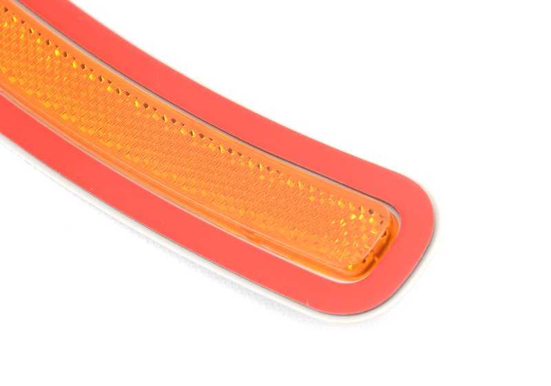 Reflector lateral derecho OEM 63147437082 para BMW G06. Original BMW.