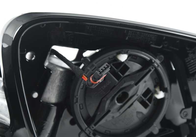 Exterior mirror without heated glass right for BMW 7 Series F01, F02, F04 (OEM 51167282162). Original BMW