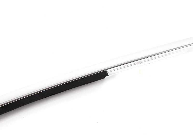 Listón lateral derecho OEM 51717003938 para BMW Serie 3 E46 (1999-2006). Original BMW.