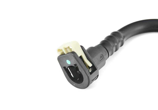 Tubería de suministro de combustible OEM 16137385538 para BMW F90, G30. Original BMW.