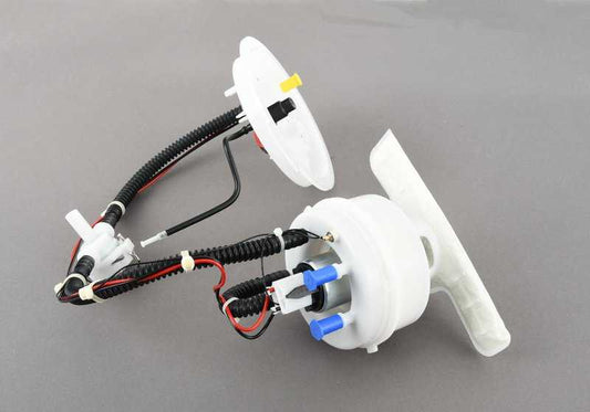 Bomba de combustible OEM 16117260640 para BMW F07, F10, F11, F06, F12, F13. Original BMW.