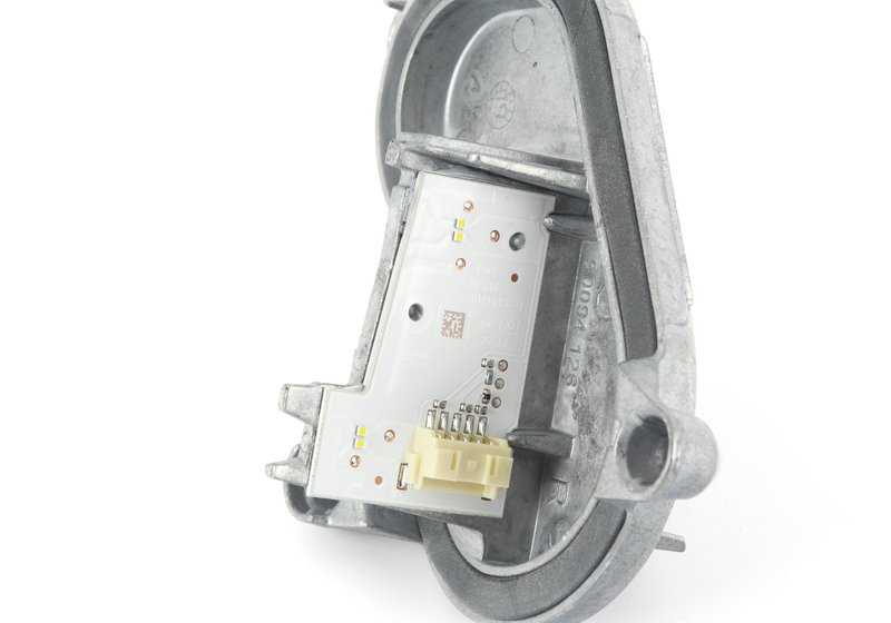 Módulo LED luz diurna derecha OEM 63117493228 para BMW F80, F32, F33, F36, F82, F83. Original BMW.