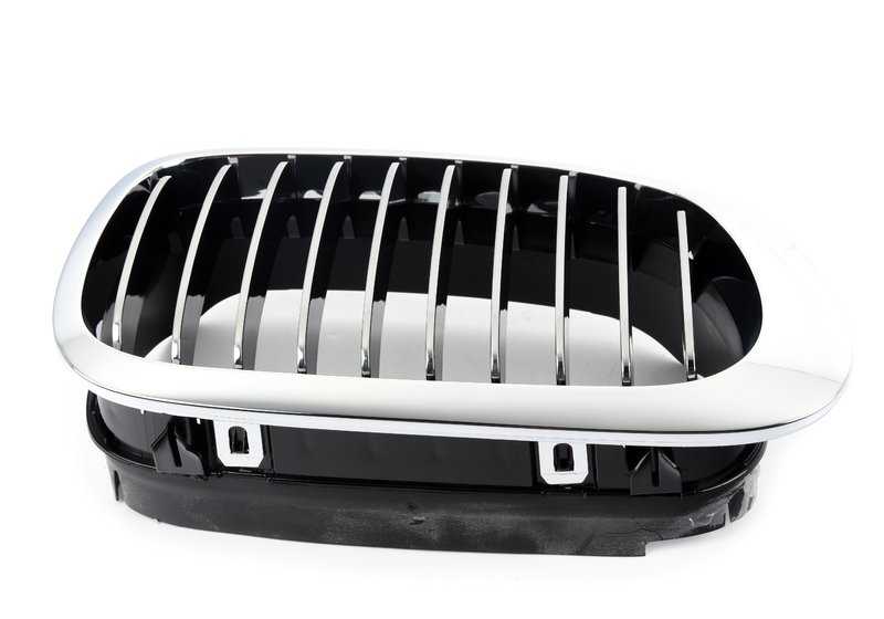 Rejilla de adorno derecho OEM 51138208686 para BMW Serie 3 E46 316Ci, 318Ci... y más. Original BMW.