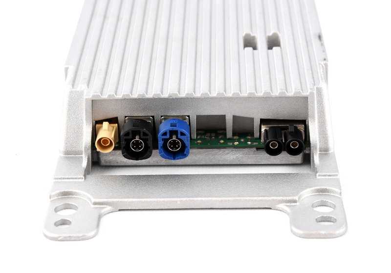 Módulo Combox Next Generation OEM 84102447928 para BMW F30, F07, F10, F06, F12, F13, F01, F02, F04, F25. Mejora conectividad y funciones multimedia. Original BMW.