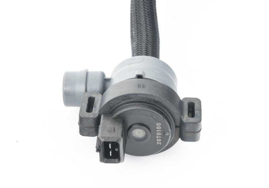 Válvula de ventilação do tanque com tubo para BMW F90, F91, F92, F93, F95, F96 (OEM 13907852338). BMW original