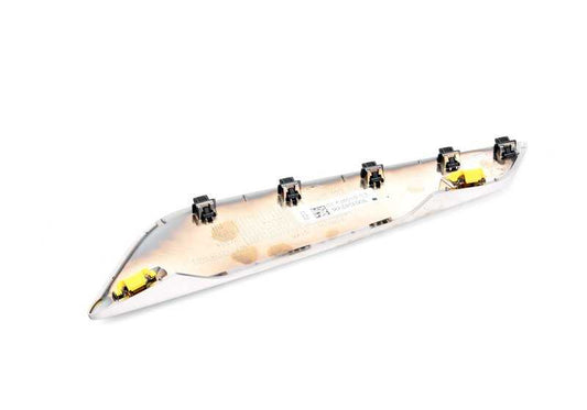 Right side air duct grille for BMW 5 Series G30, G31 (OEM 51748063262). Original BMW