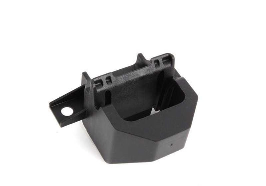 Lower Support of the OEM radiator 17117591647 for BMW E81, E82, E87, E87N, E88, E90, E90N, E91, E91N, E92, E92N, E93, E93N, E84, E89. Original BMW.