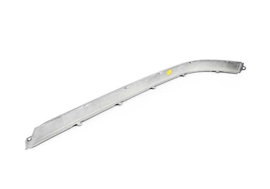 Moldura trasera izquierda imprimada OEM 51127005881 para BMW E39. Original BMW.