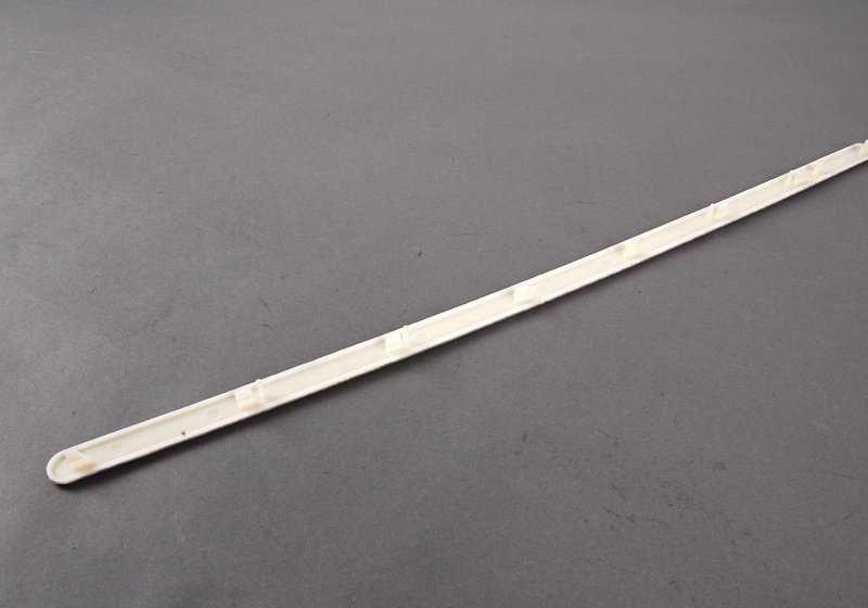 Cubierta para paramento columna A ITS Hellgrau OEM 51438228691 para BMW Serie 3 E46. Original BMW.