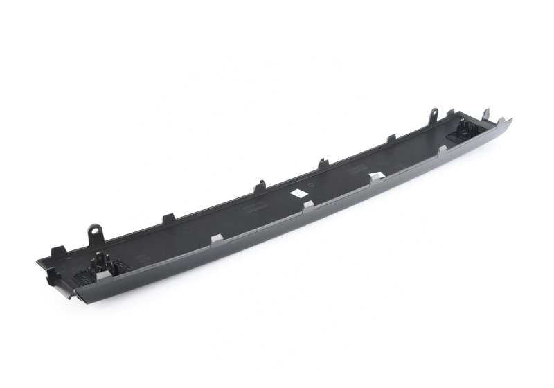 Embellecedor delantero parachoques pintado OEM 51118099662 para BMW X5 G05. Original BMW.