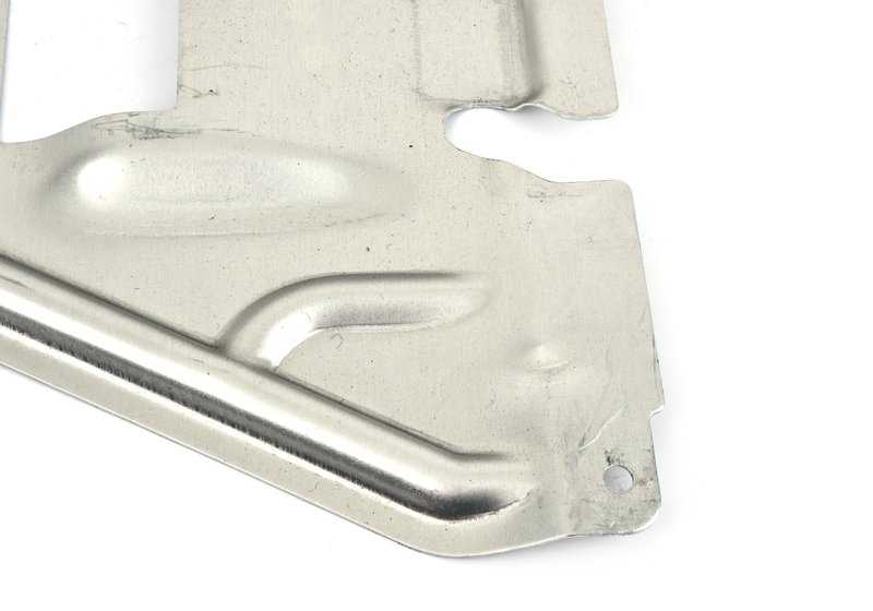 Cubierta inferior central OEM 51757158386 para BMW E70, E71. Original BMW.