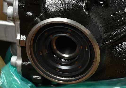 Diferencial trasero OEM 33107575338 para BMW X5 E70 4.8i. Original BMW.