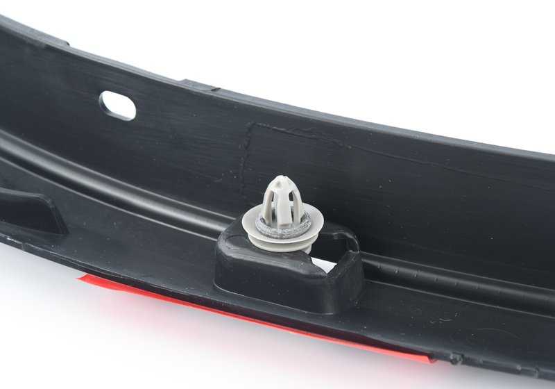 Inserto lateral delantero derecho OEM 51778093566 para BMW X3 y X4 {G01, G02}. Pieza original BMW.