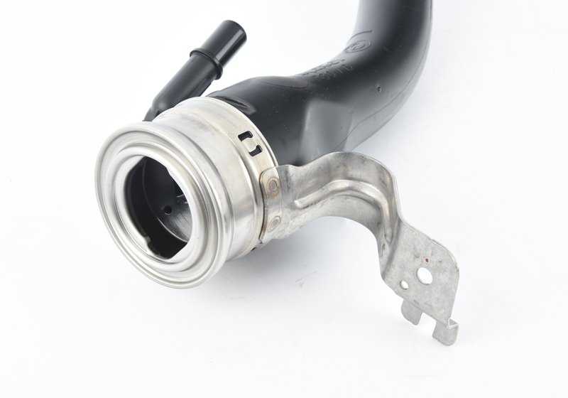 Tubo de llenado de combustible OEM 16117244035 para BMW F30 320i y 328i (versiones con y sin xDrive). Original BMW.