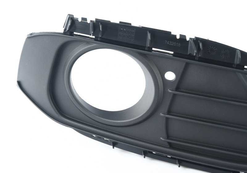 Rejilla delantera derecha cerrada OEM 51117432618 para BMW F32, F33, F36 (Serie 4). Pieza original BMW.