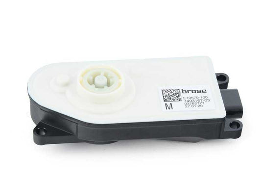 Regulación activa de aire superior OEM 51747493167 para BMW G01, G02. Original BMW.