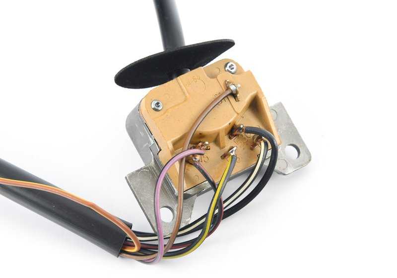 Interruptor de limpiaparabrisas OEM 61311357003 para BMW E23, E24, E28, E30. Original BMW.