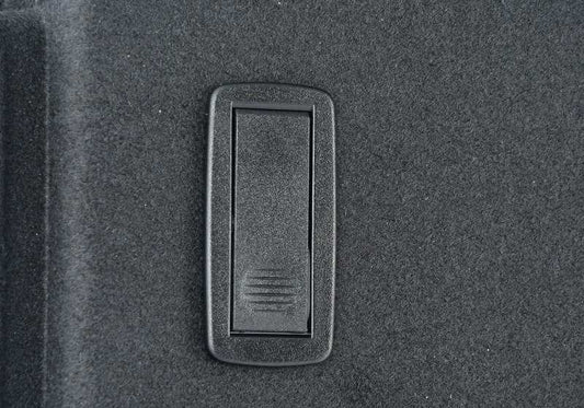 Rivestimento laterale sinistro OEM 51477452457 per BMW X3 G01 e X3 M F97. BMW originale.