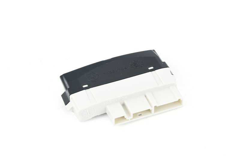 Módulo electrónico del volante OEM 61317468009 para BMW F20, F21, F22, F23, F87, F30, F31, F34, F32, F33, F36, F07, F10, F11, F06, F12, F13, F01, F02, F04, F25, F26, F15, F16. Original BMW.