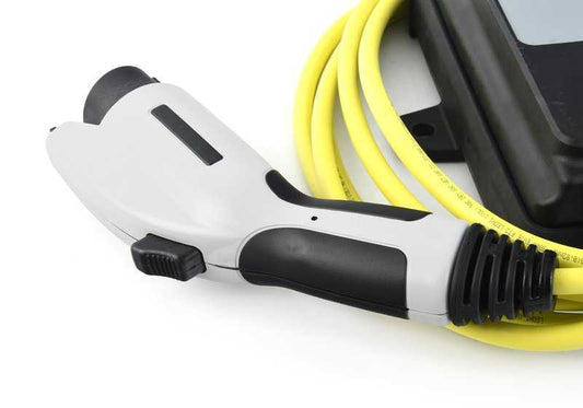 OEM Standard Charging Cable 61446818634 for BMW F45, U06, F30, G20, G21, G26, G30, G31, G11, G12, F48, F39, G01, F15, G05, I01, I12, I15, I20. Original BMW.